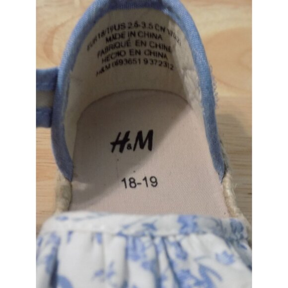 H&M Denim & Floral Print Toddler Shoes 18-19 - Picture 9 of 9